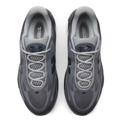 AC Runner – SHADOW GREY with BLACK and DARK SILVER METALLIC