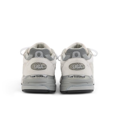 Made in USA 993 – Reflection with Medium Gray and White