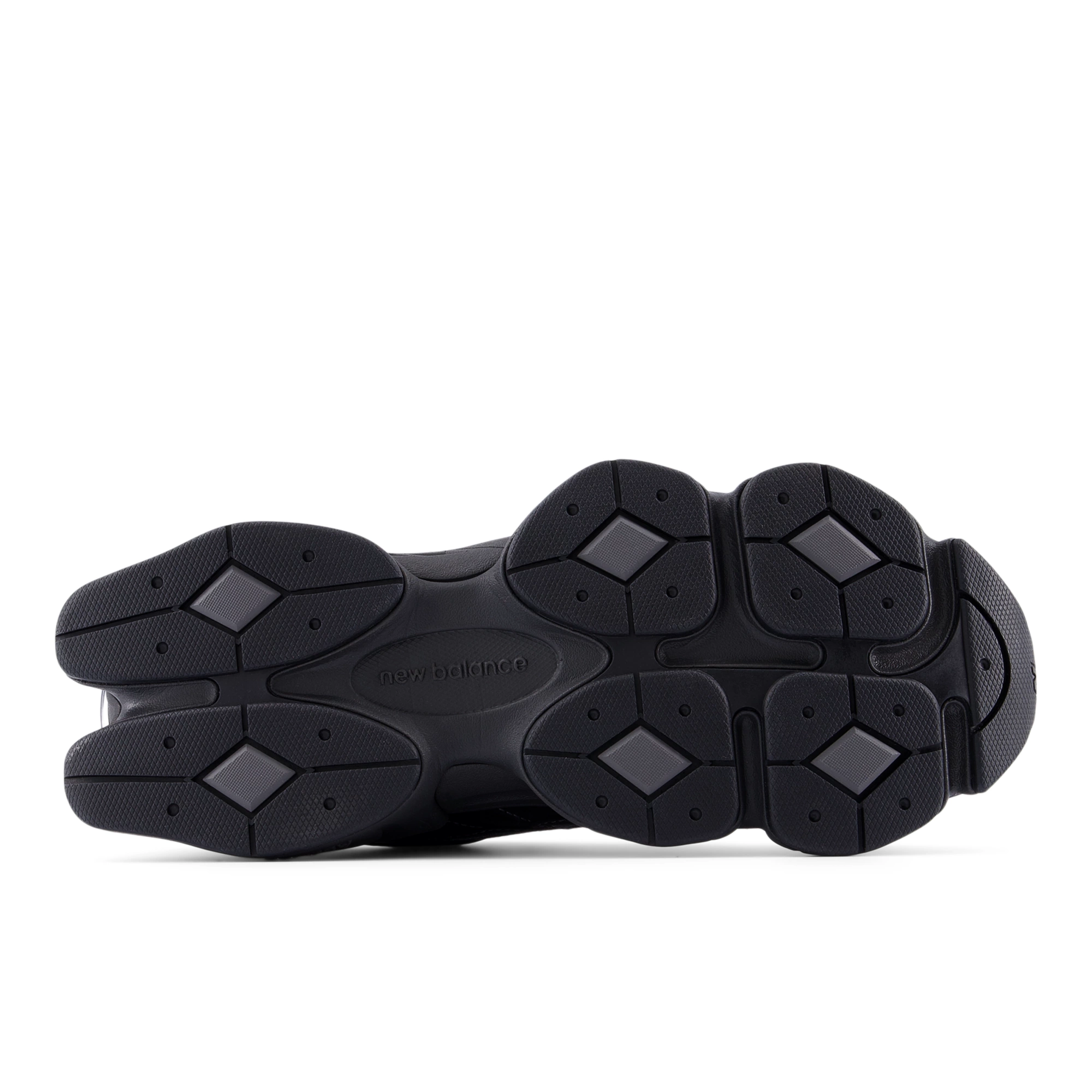 9060 – BLACK with CASTLEROCK