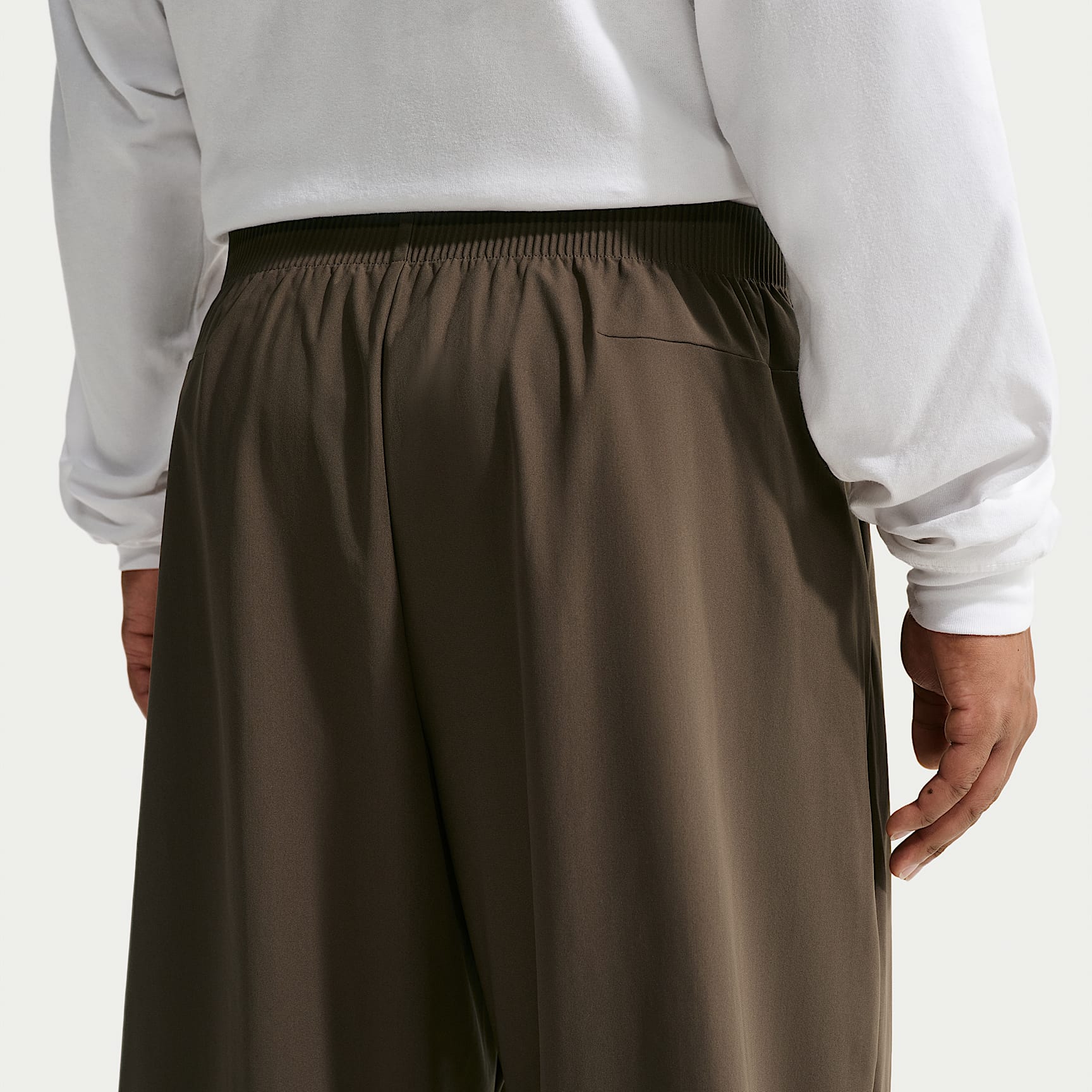 Nike 24.7 PerfectStretch Men's Dri-FIT UV Protection Barrel-Leg Trousers – Dark Hazel/Black/Velvet Brown