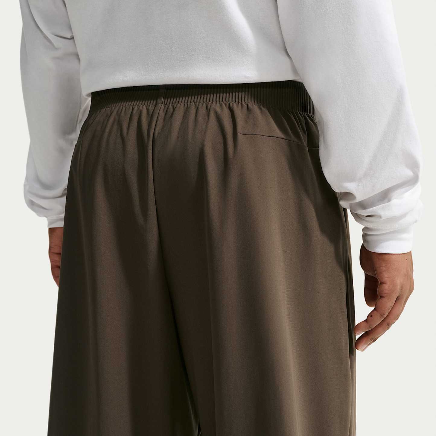 Nike 24.7 PerfectStretch Men's Dri-FIT UV Protection Barrel-Leg Trousers – Dark Hazel/Black/Velvet Brown