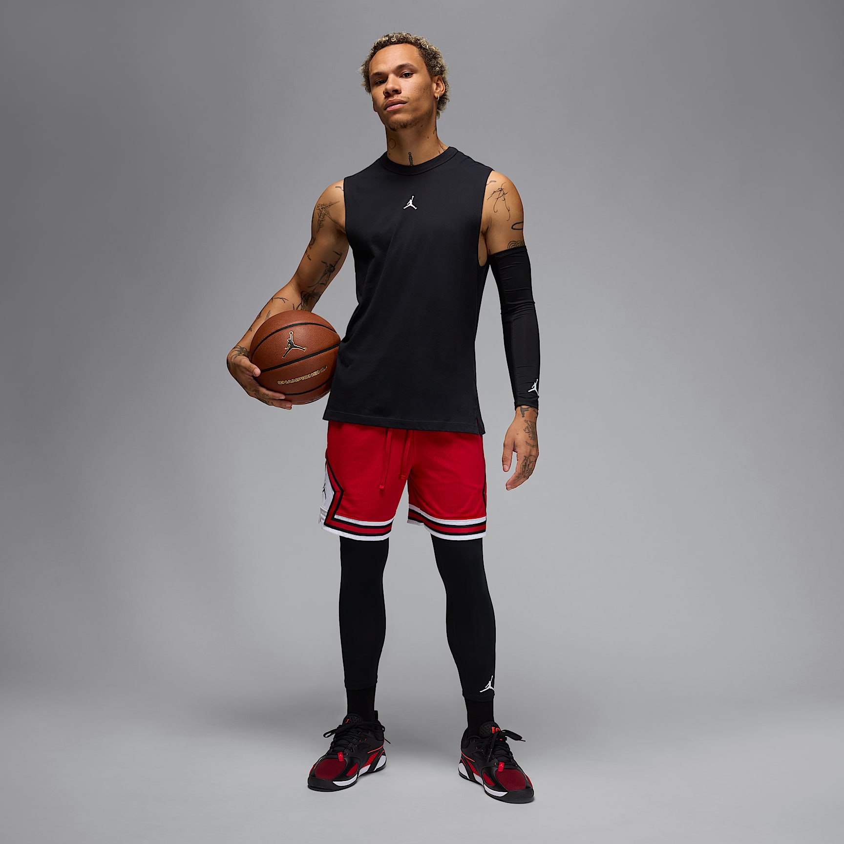 Jordan Sport Men's Dri-FIT 18cm (approx.) Mesh Diamond Shorts – Gym Red/White/Black