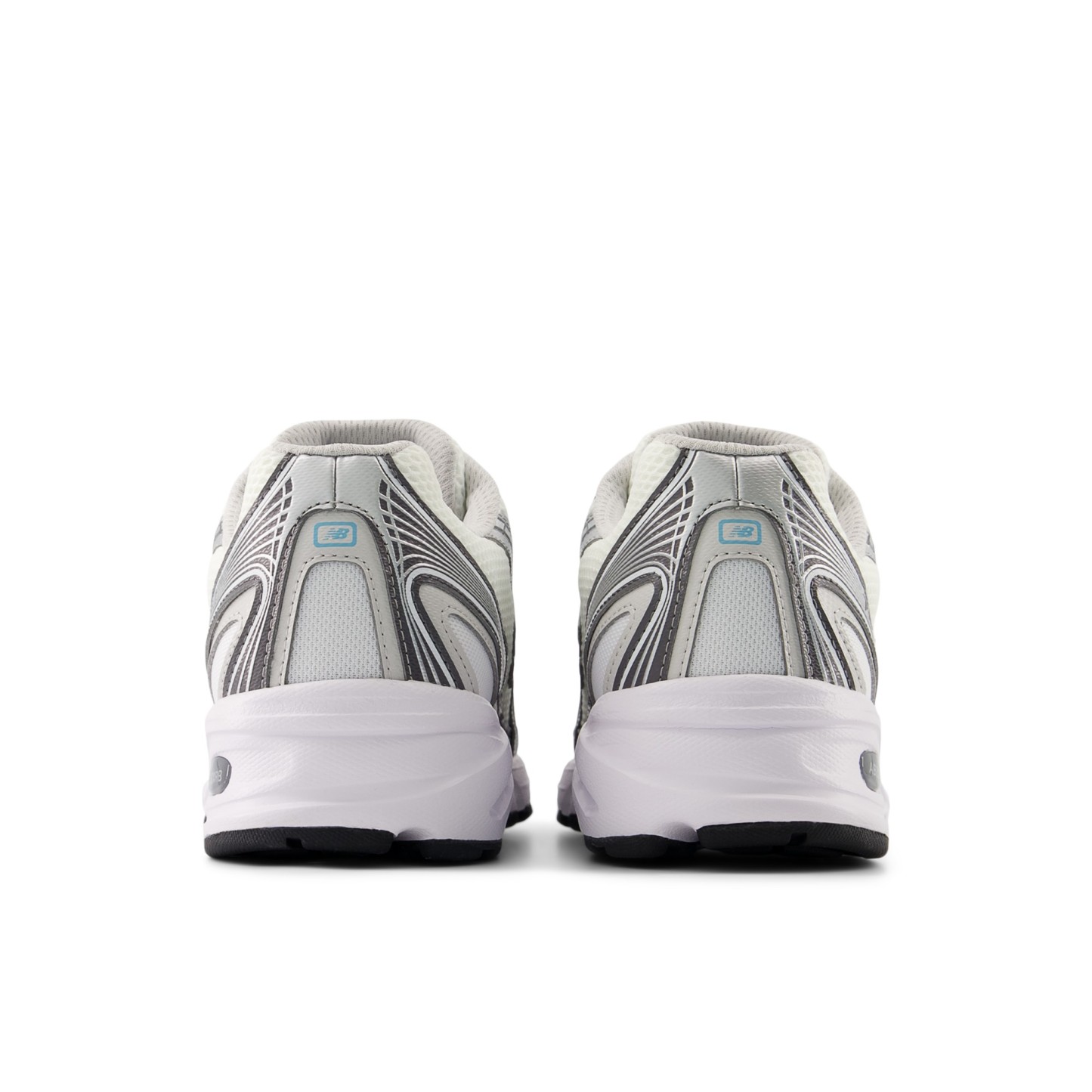 740 – WHITE with CASTLEROCK