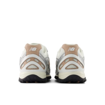 204L – SILVER METALLIC with FLAT TAUPE