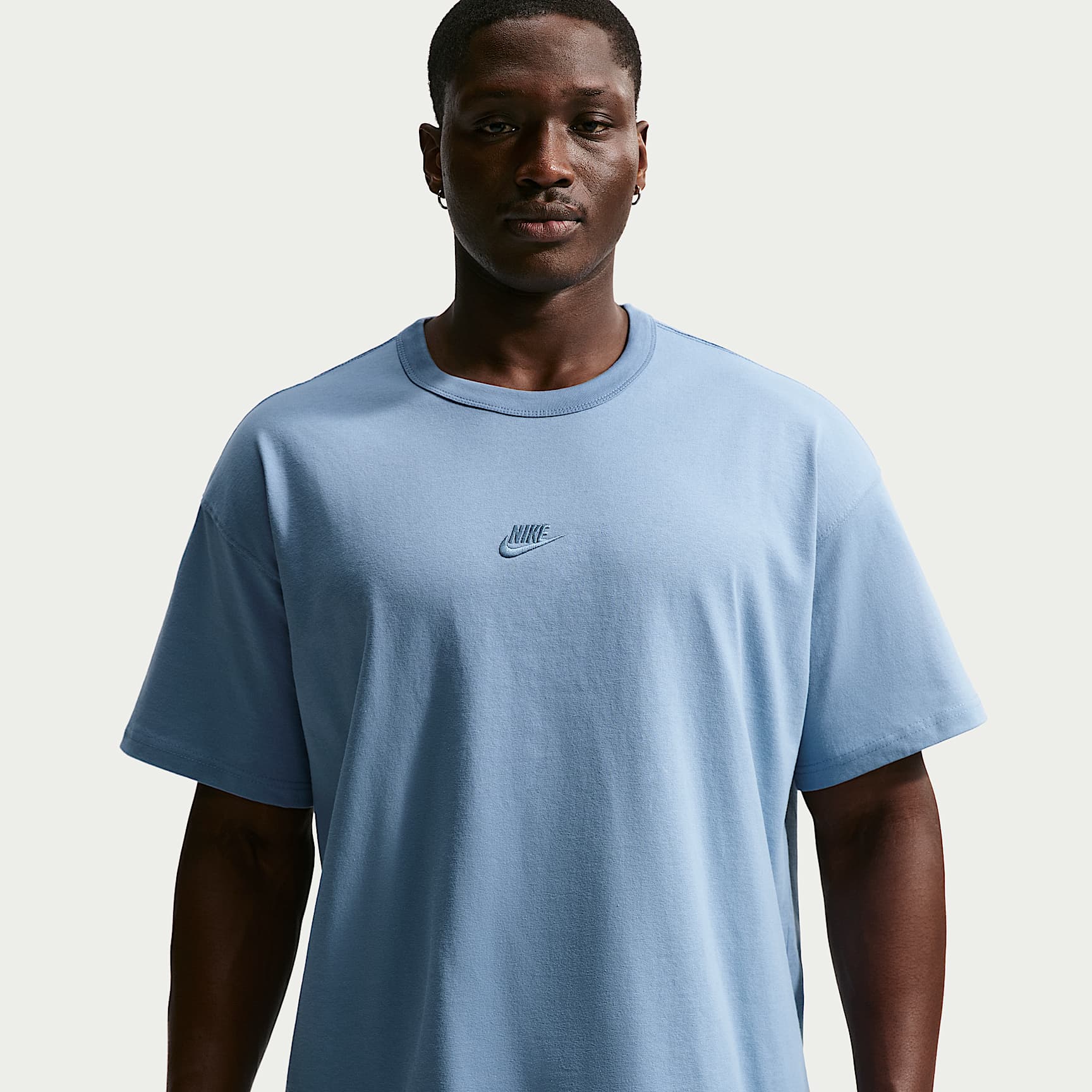 Nike Sportswear Premium Essentials Men's T-Shirt – Work Blue