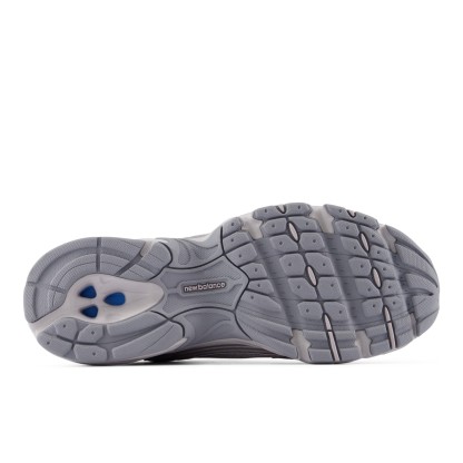 530 – TRUFFLE SALT with TRUFFLE METALLIC and HORIZON GREY