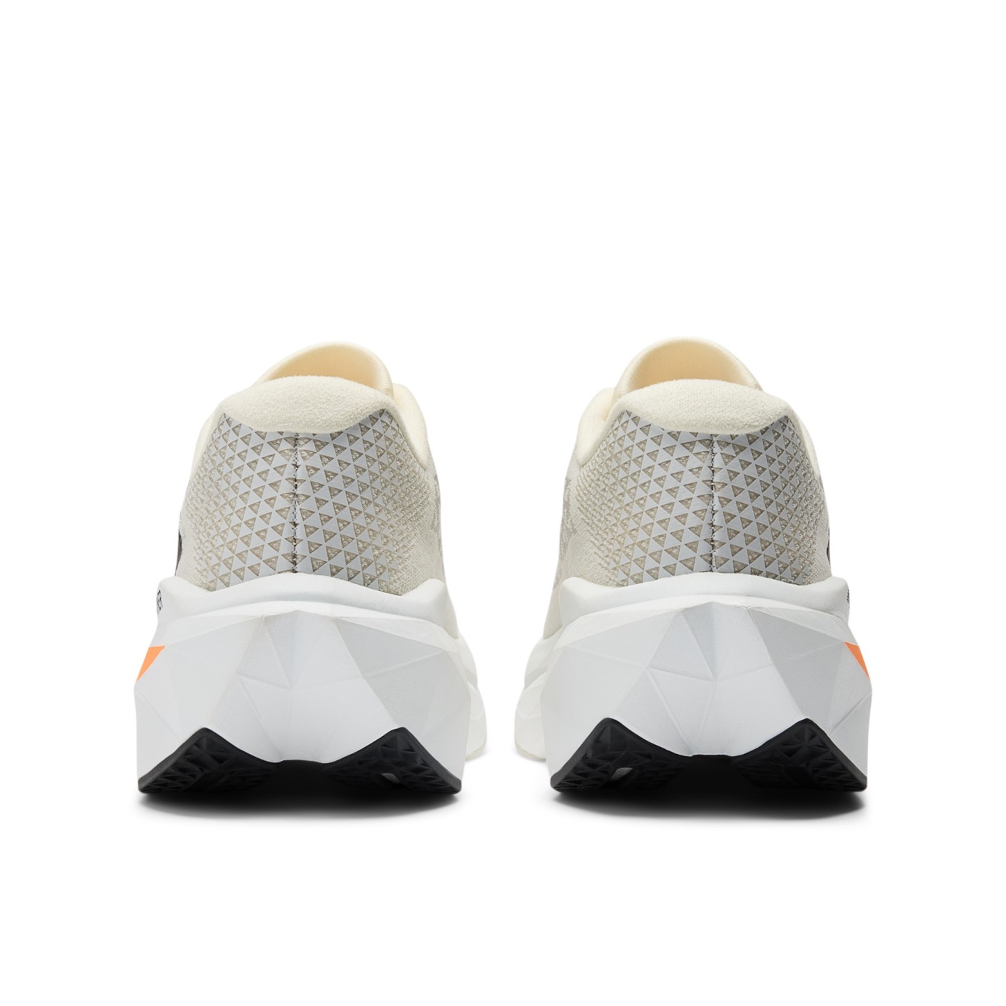FuelCell SuperComp Trainer v3 – Angora with Hot Mango and Black