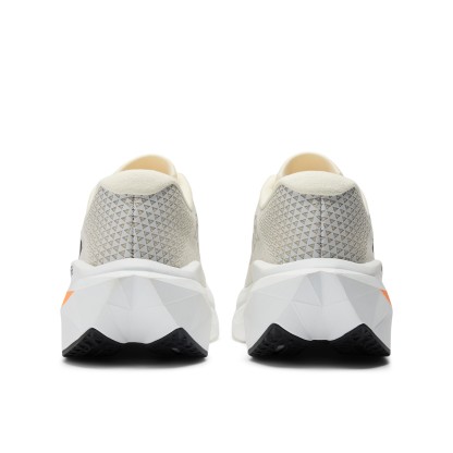 FuelCell SuperComp Trainer v3 – Angora with Hot Mango and Black