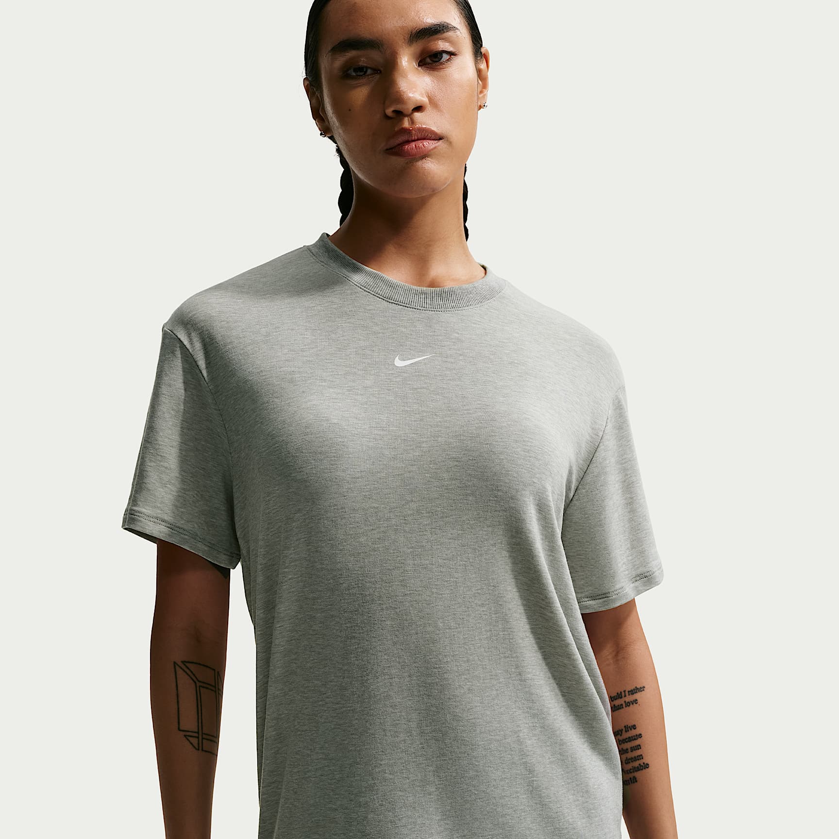 Nike One Relaxed Women's Dri-FIT Short-Sleeve Top – Smoke Grey/Heather/White