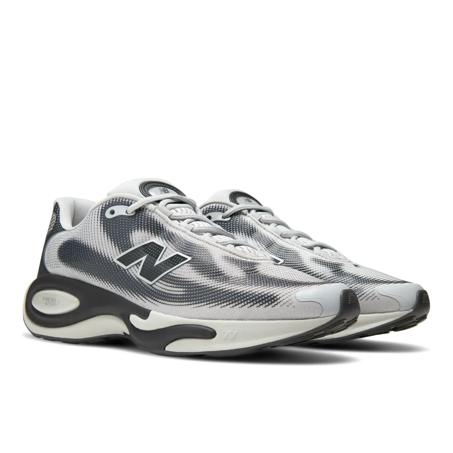 AC Runner – GREY MATTER with BLACK CEMENT and SILVER METALLIC