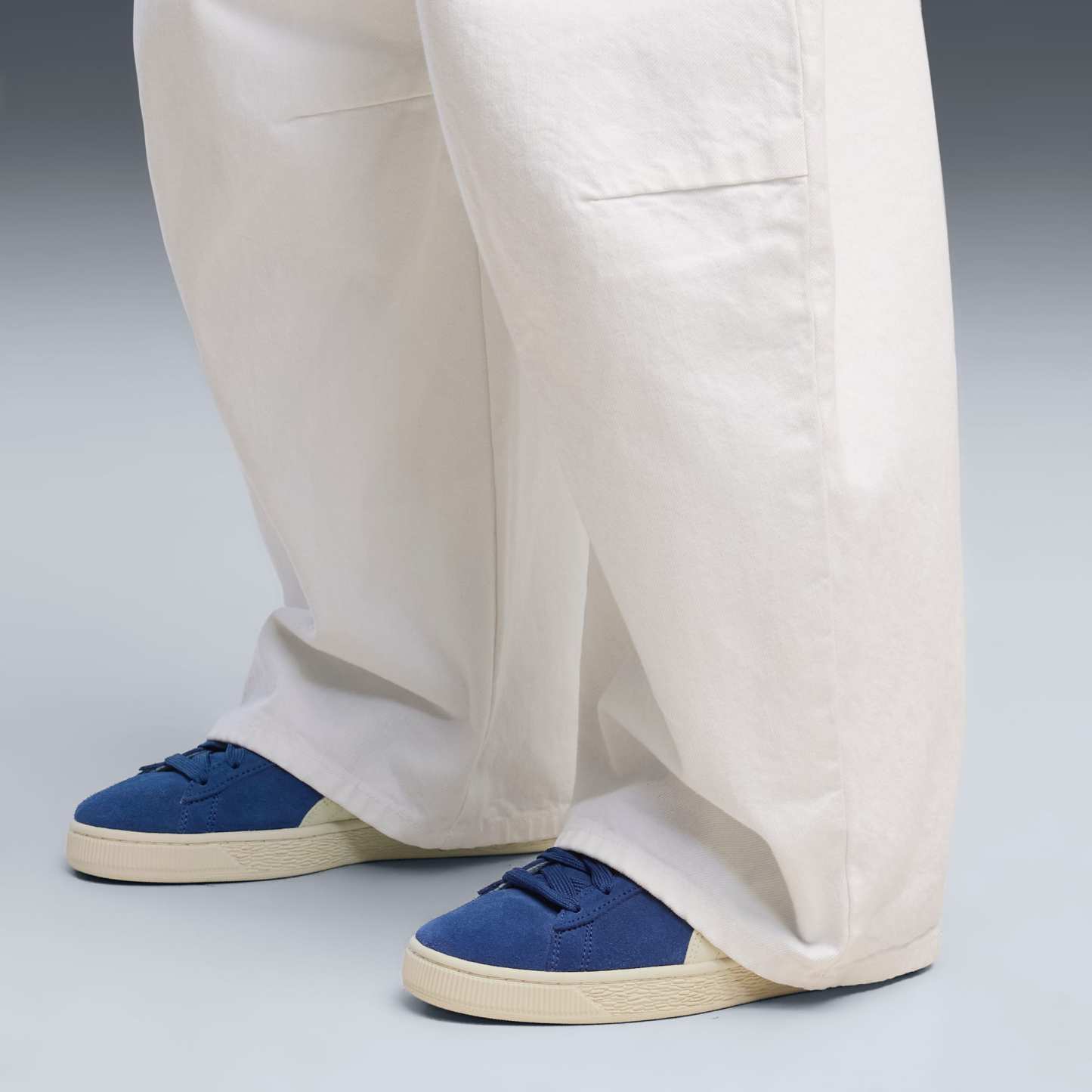 Suede Charles F. Stead VI Sneakers Unisex – Royal Sapphire-Alpine Snow