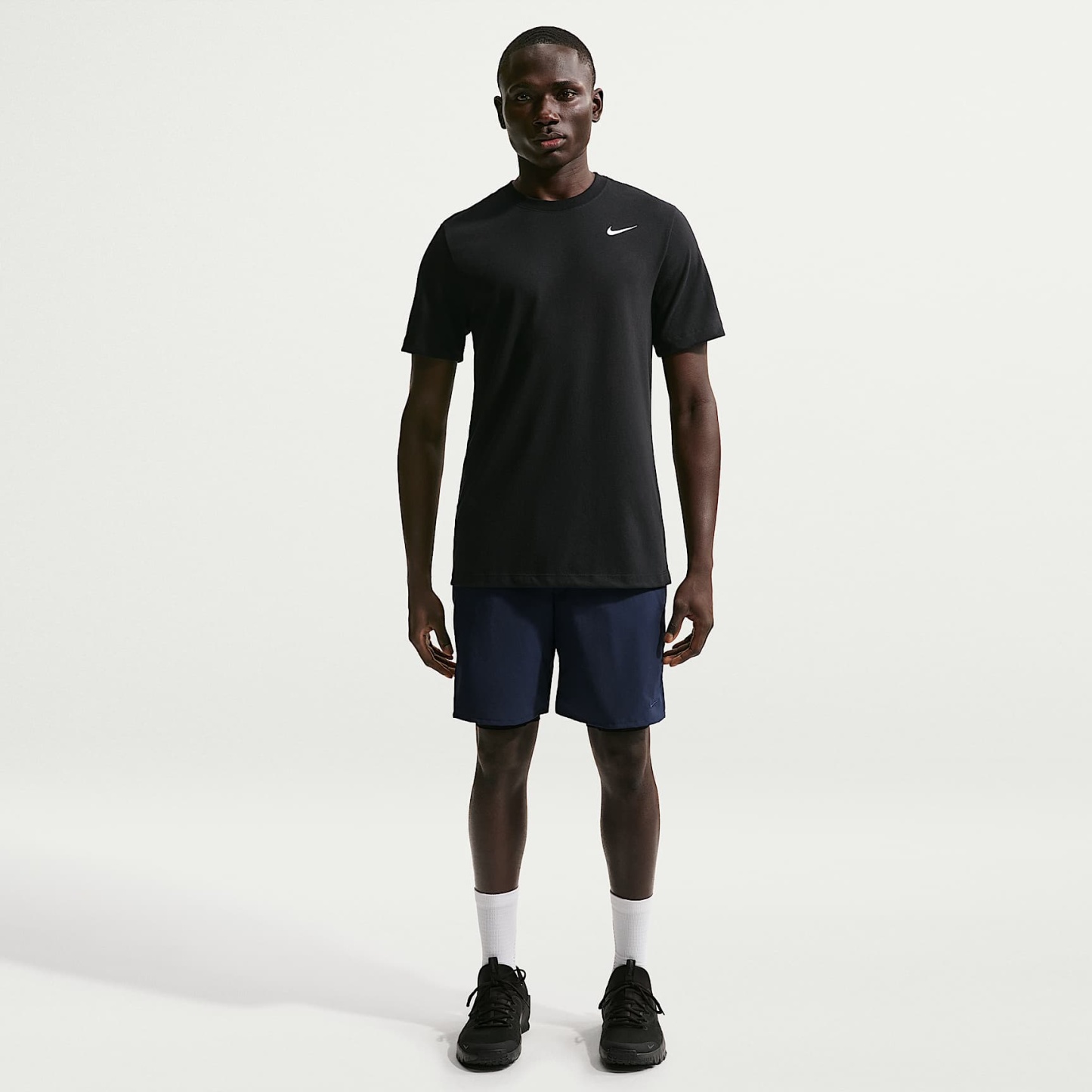 Nike Dri-FIT Men's Fitness T-Shirt – Black/White