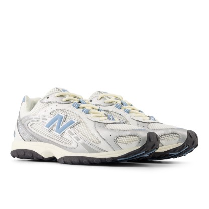204L – SILVER METALLIC with STILL WATER