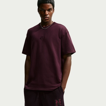 Nike Sportswear Premium Essentials Men's T-Shirt – Burgundy Crush