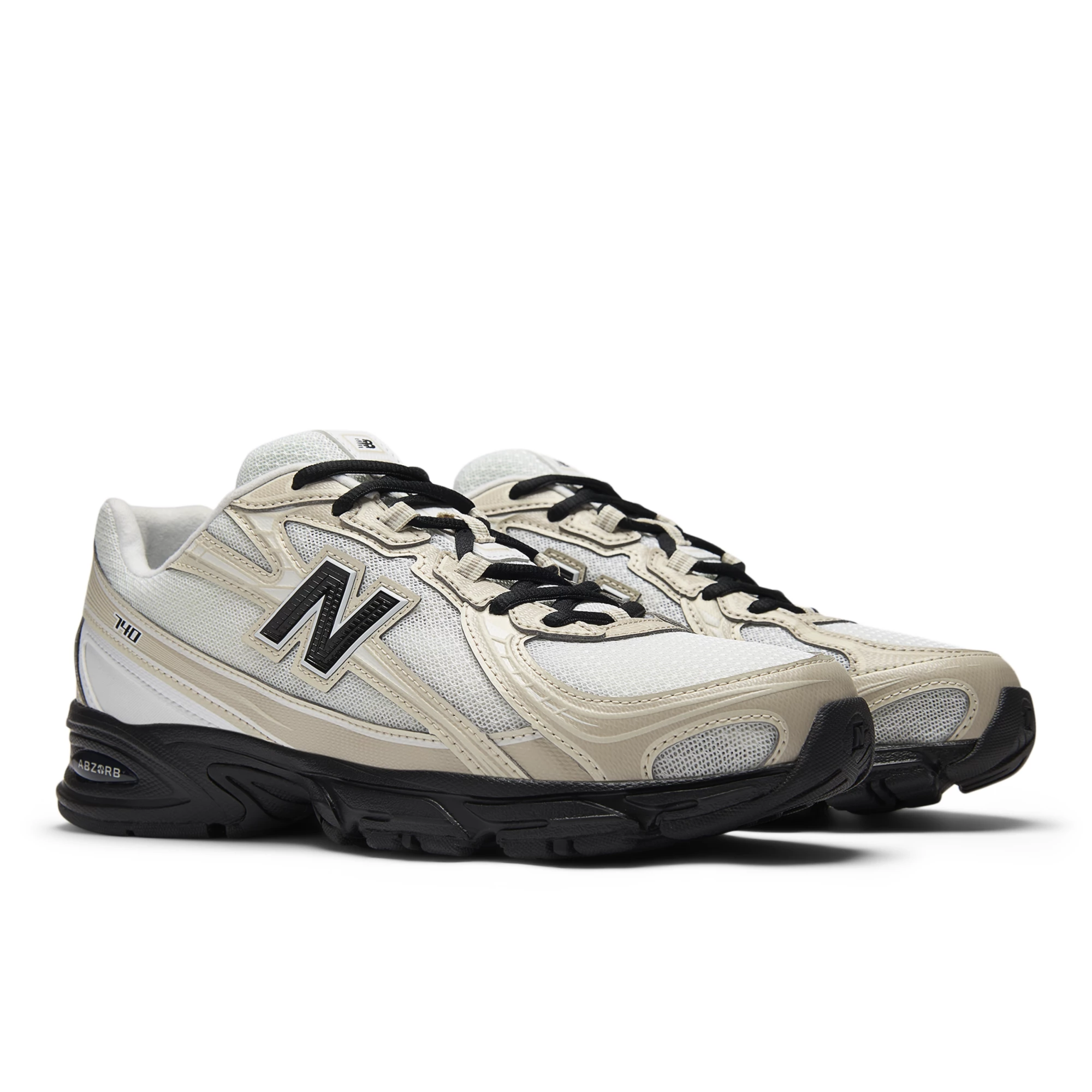 740 – TIMBERWOLF with WHITE