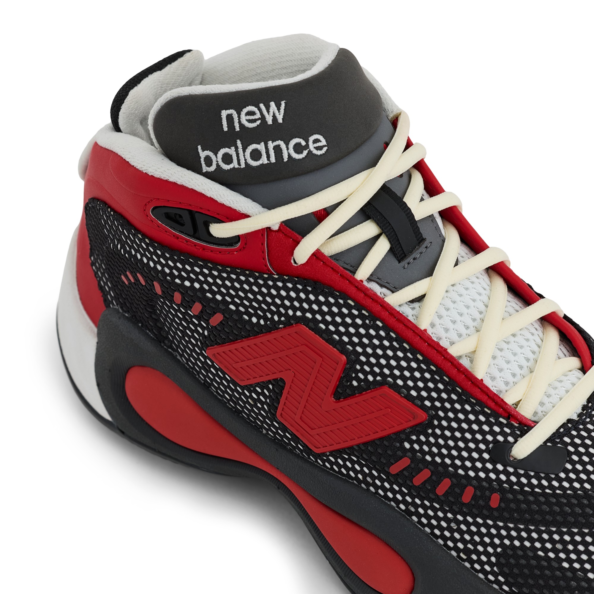 P400 – BLACK with TEAM RED