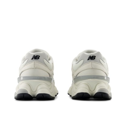 9060 – SEA SALT with RAINCLOUD and Black