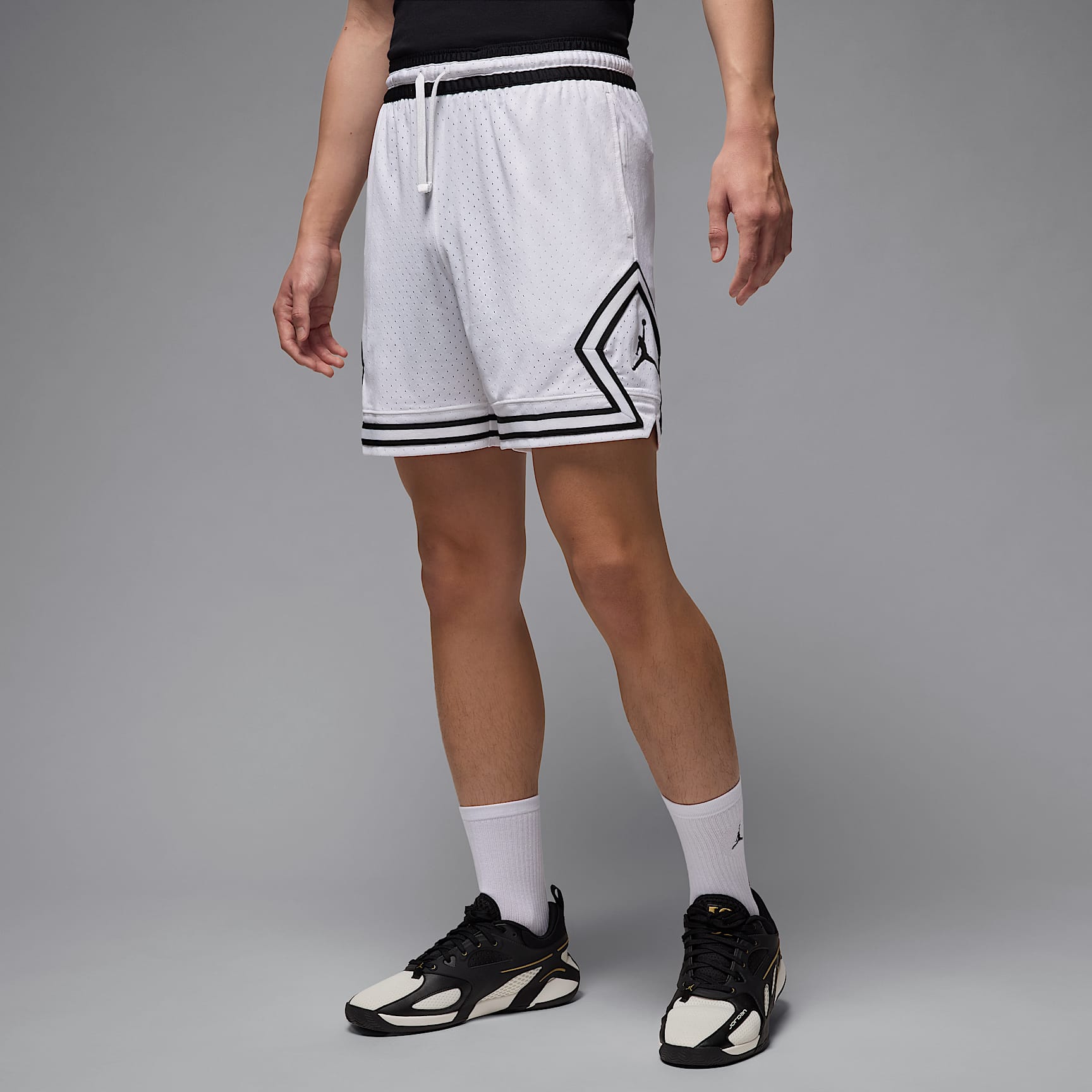 Jordan Sport Men's Dri-FIT 18cm (approx.) Mesh Diamond Shorts – White/Black/Black