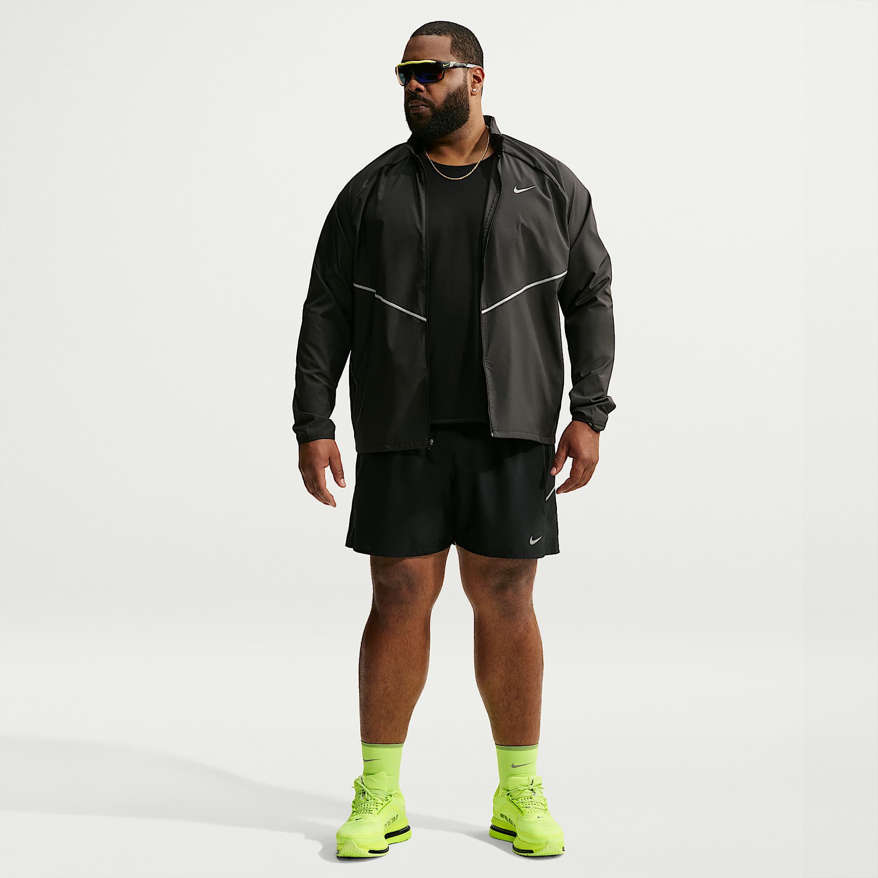 Nike Miler Men's Repel UV Protection Running Jacket – Black/Black