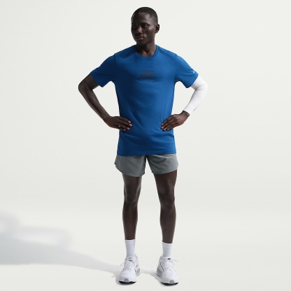 Nike Stride Men's Dri-FIT 18cm (approx.) Briefs-Lined Running Shorts – Smoke Grey