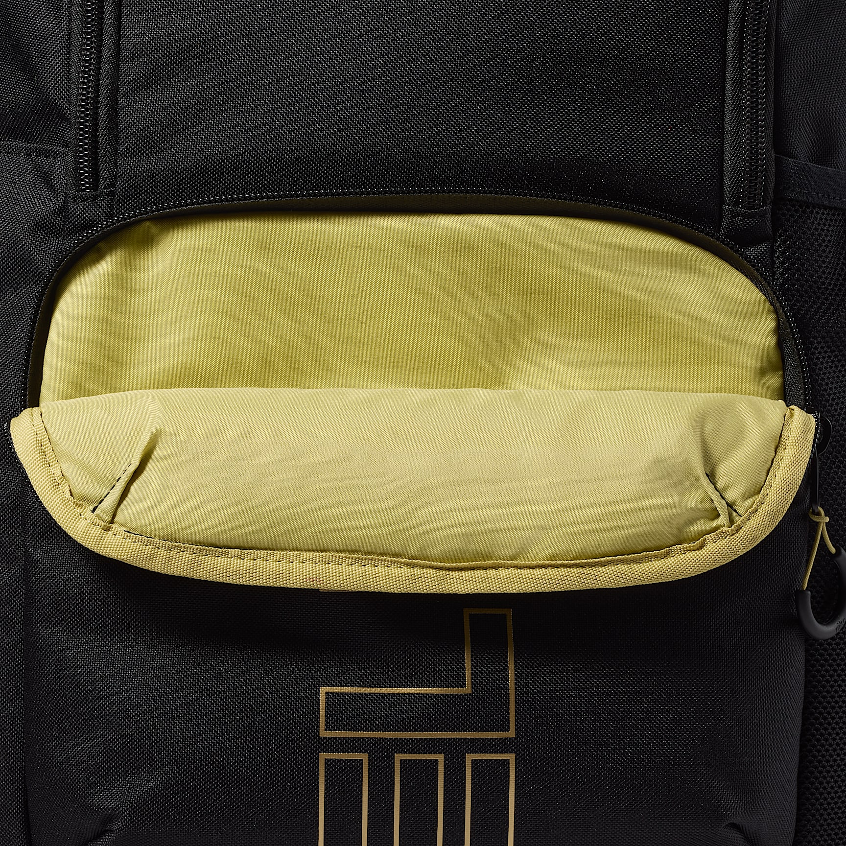 Nike Varsity Elite Backpack (32L) – Black/Black/Metallic Gold
