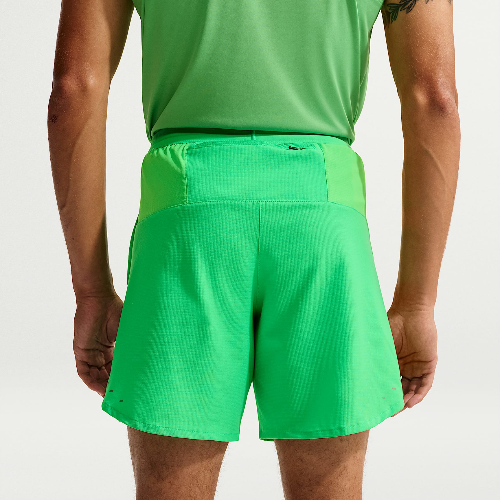 Nike Stride Men's Dri-FIT 18cm (approx.) 2-in-1 Running Shorts – Green Spark