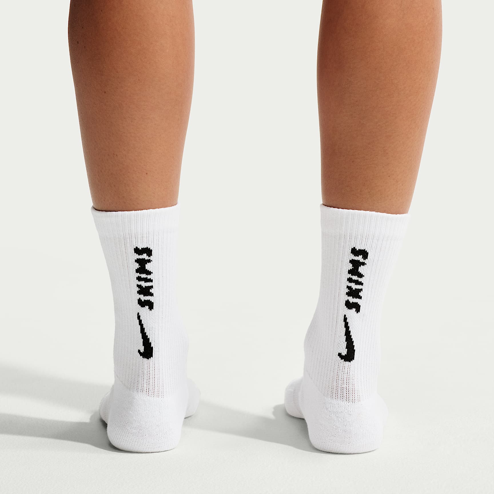 NikeSKIMS Dri-FIT Women's Dri-FIT Crew Socks (3 Pairs) – Multi-Colour/NSKM Snow/NSKM Obsidian