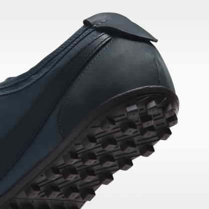 Nike Moon Shoe OG Men's Shoes – Anthracite/Anthracite/Safety Orange/Black