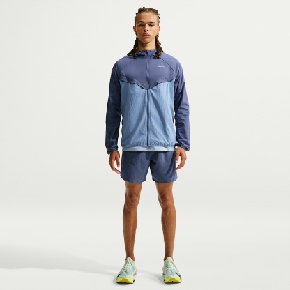 Nike Stride Men's Repel UV Running Jacket – Diffused Blue/Work Blue
