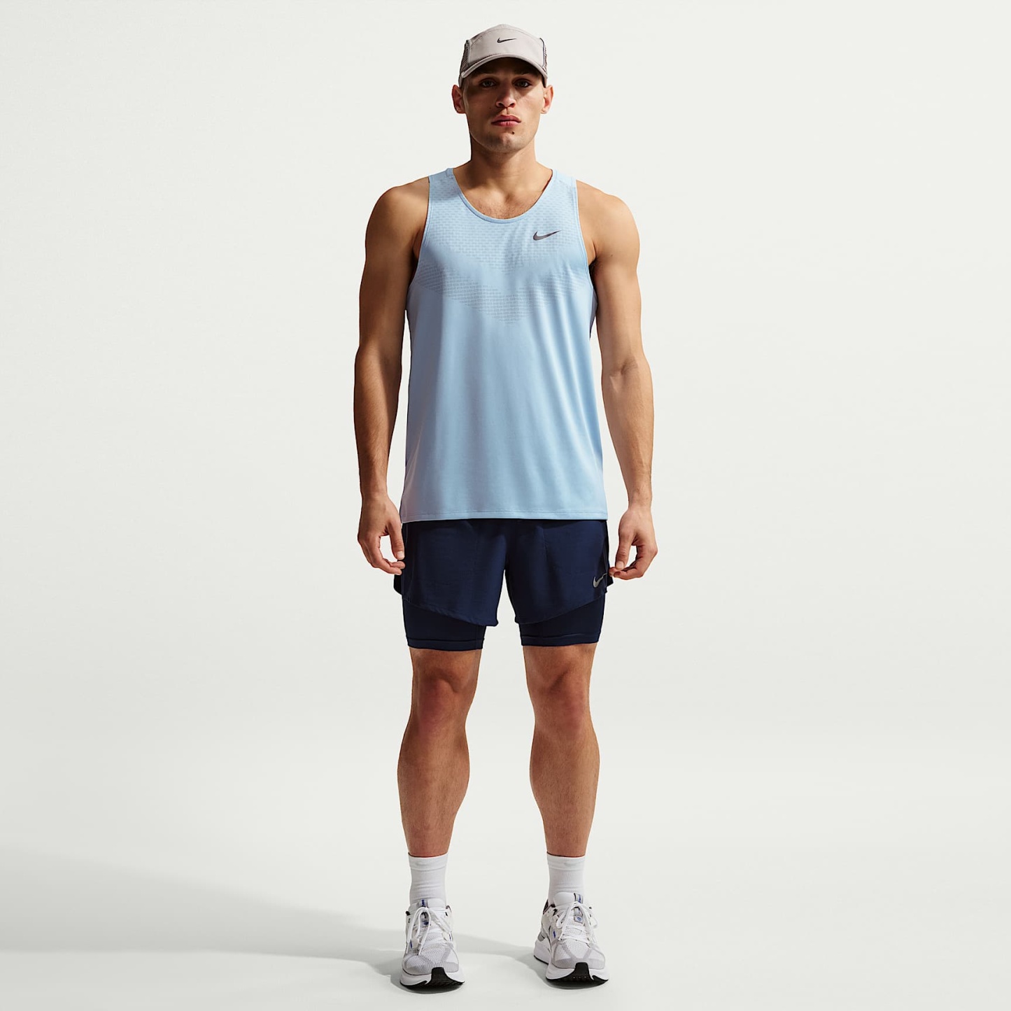 Nike Stride Men's Dri-FIT 13cm (approx.) Hybrid Running Shorts – Midnight Navy