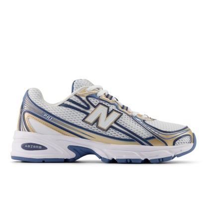 740 – Heron Blue with Vintage Indigo and Gold Metallic