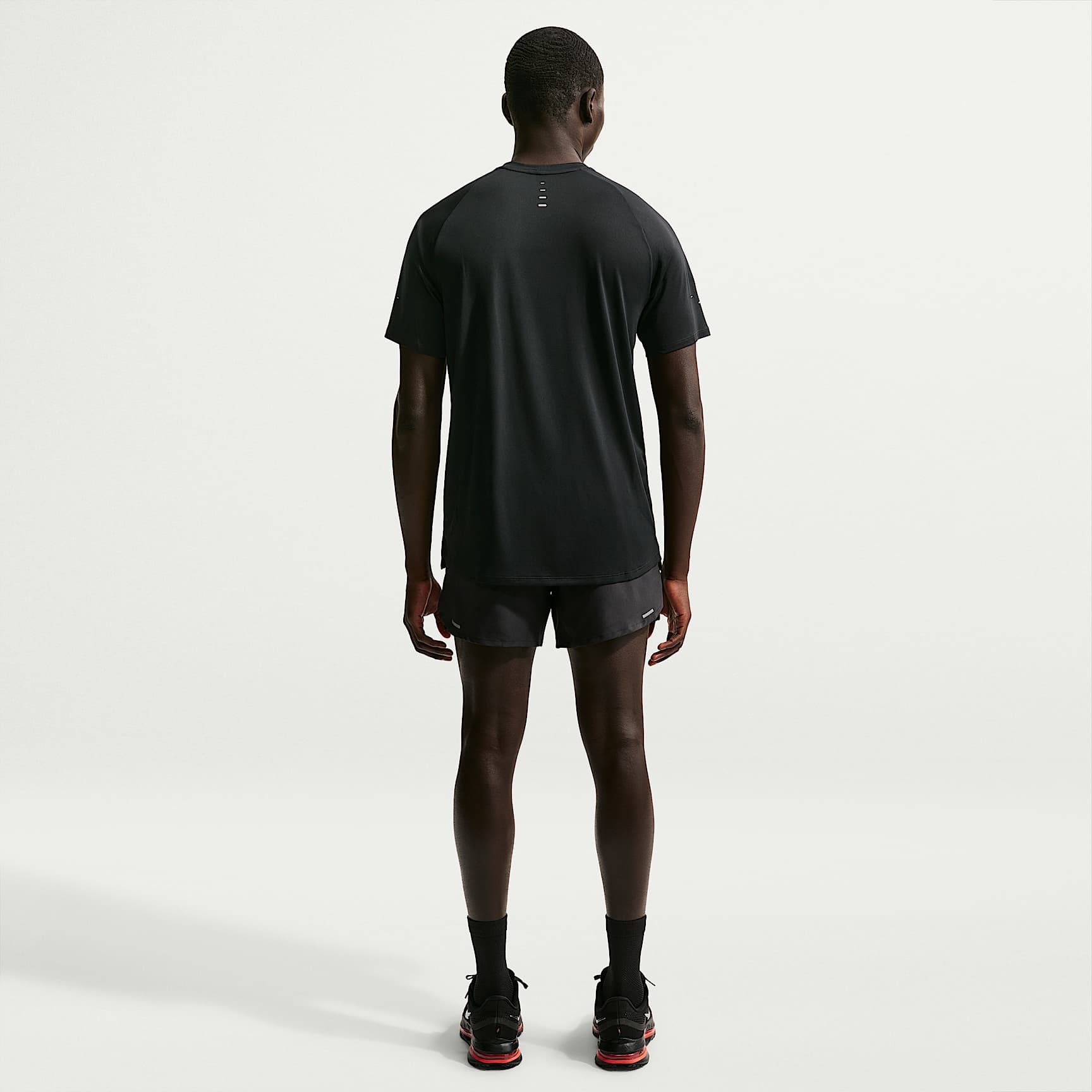 Nike Stride Men's Dri-FIT ADV Short-Sleeve Running Top – Black