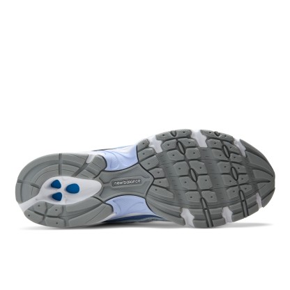 740 – FAIRWEATHER BLUE with WHITE