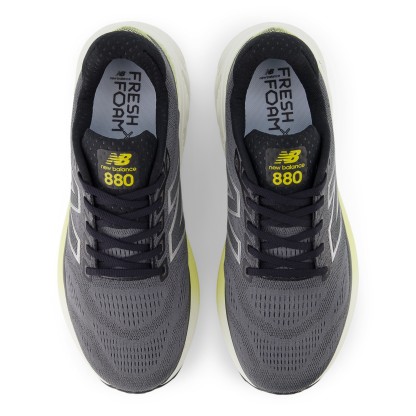 Fresh Foam X 880v15 – Black with Winter Grass and Castlerock