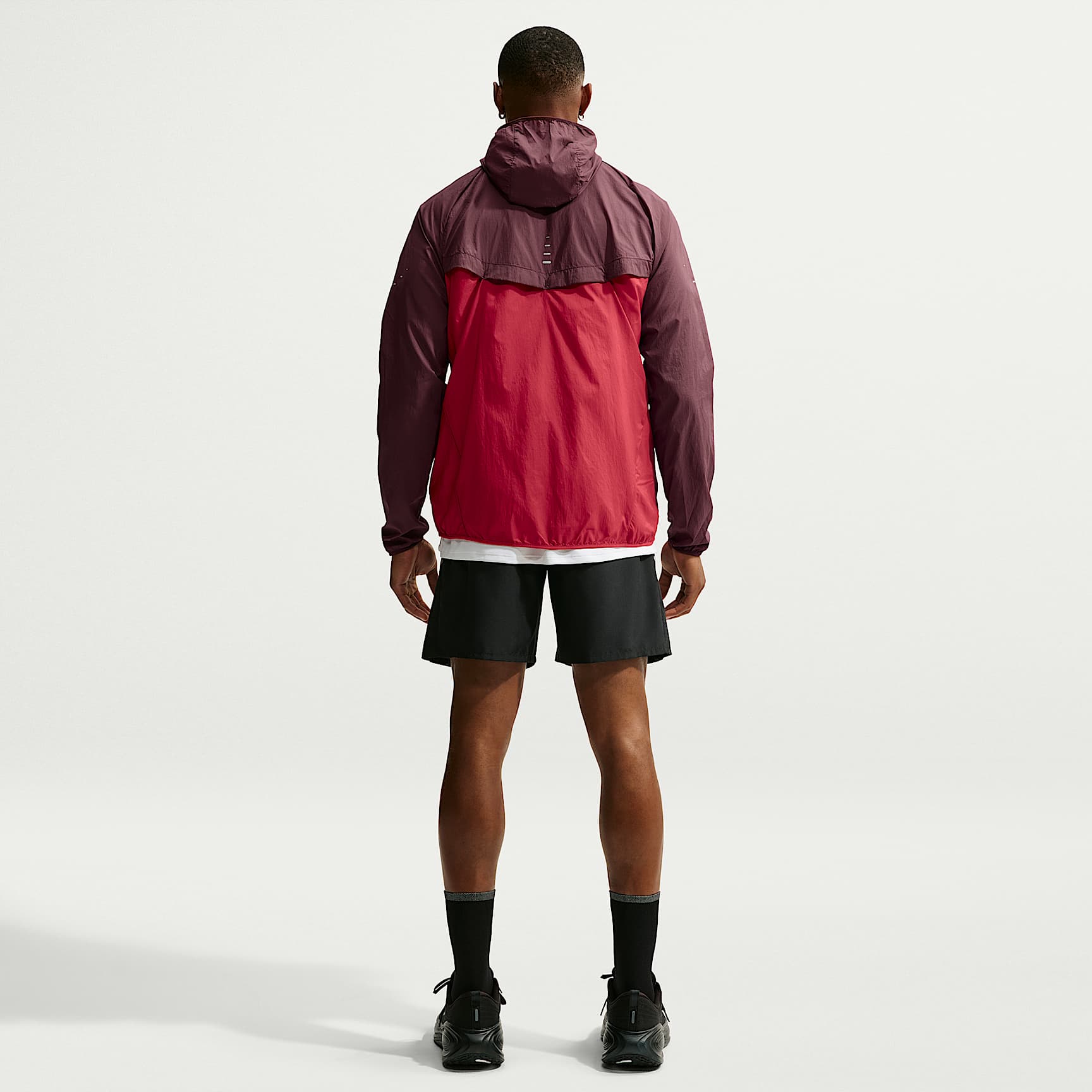 Nike Stride Men's Repel UV Running Jacket – Mystic Dates/Tough Red