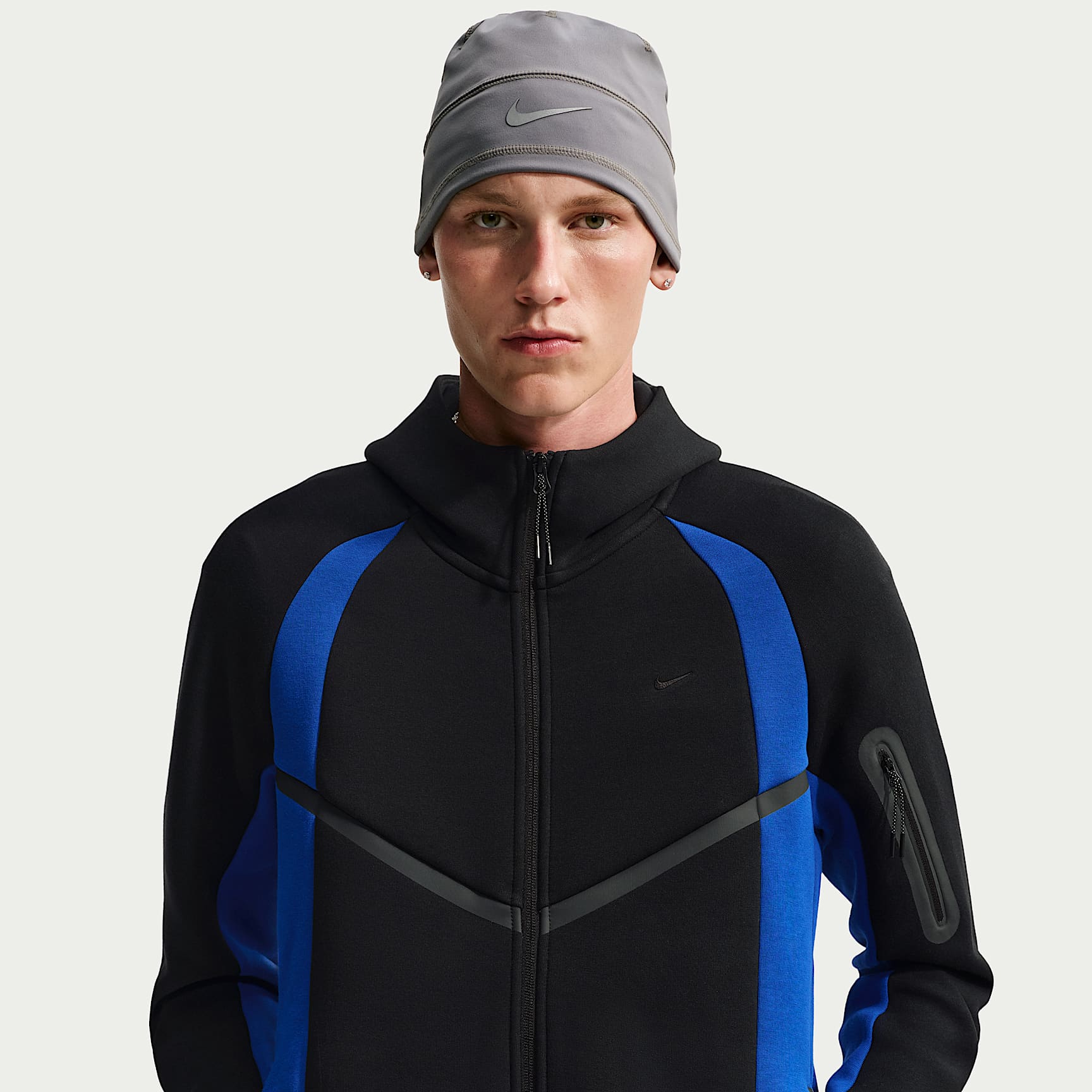 Nike Tech Men's Colour-Block Full-Zip Fleece Windrunner Jacket – Black/Old Royal/Black