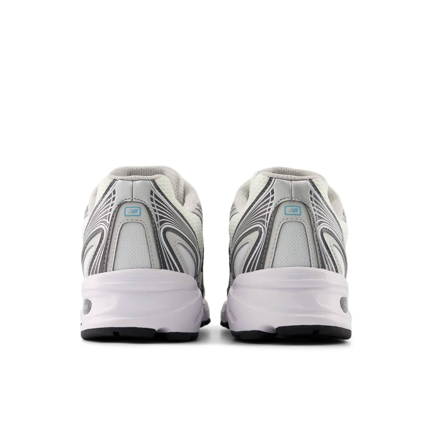 740 – WHITE with CASTLEROCK