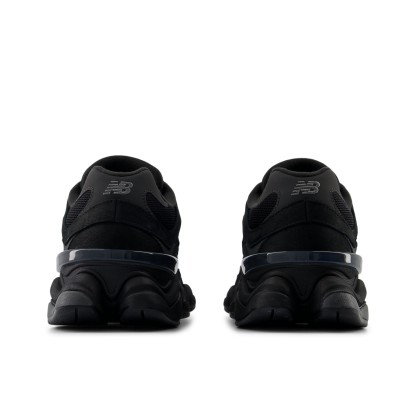 9060 – BLACK with BLACK CEMENT