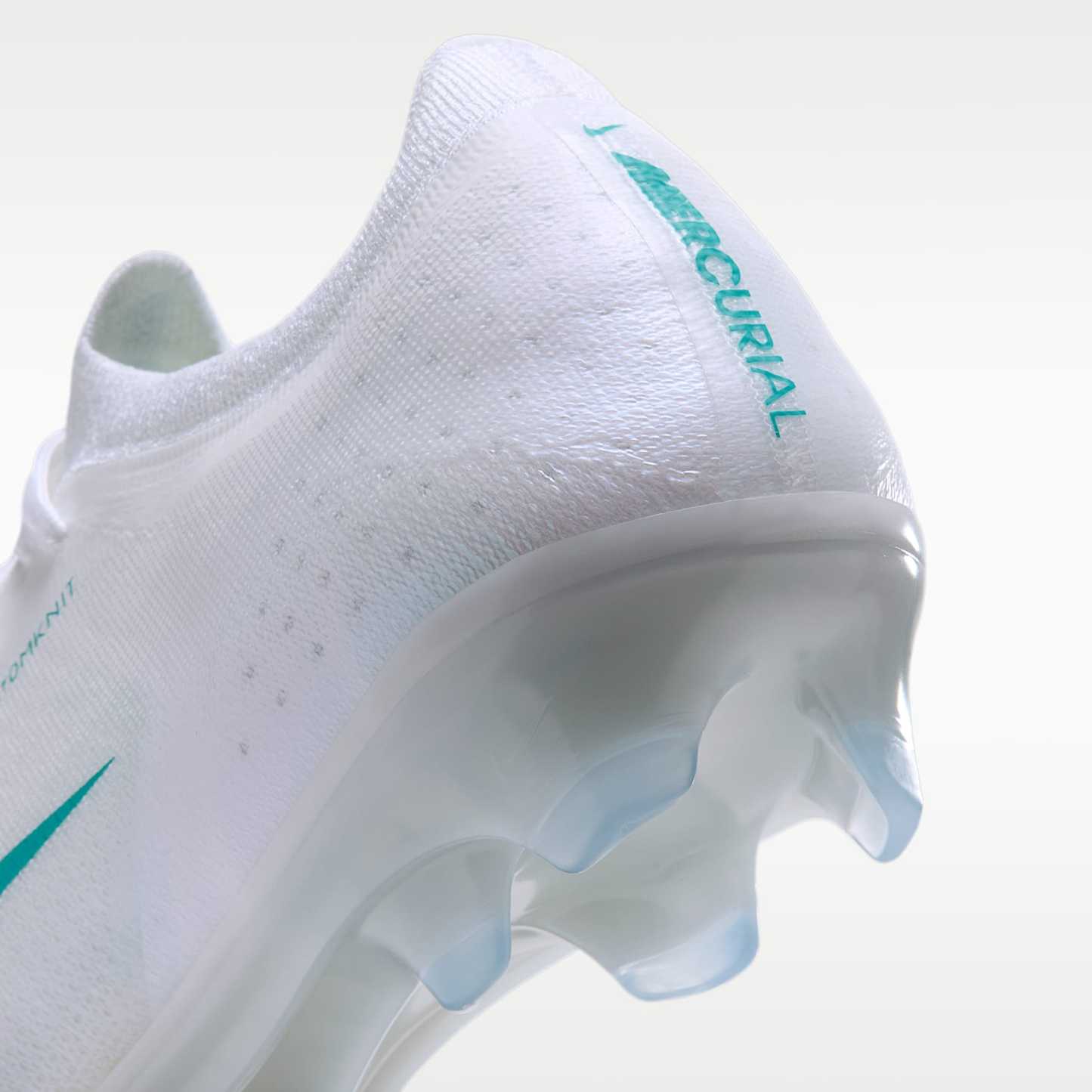 Nike Mercurial Vapor 17 Elite Firm-Ground Low-Top Football Boots – White/Dusty Cactus