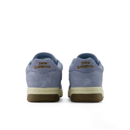 480P – LIGHT ARCTIC GREY with BREAKFAST TEA