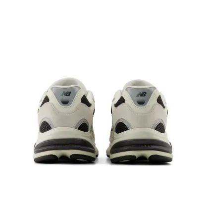 2010 – SEA SALT with BLACK CEMENT