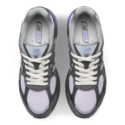 2010 – NEPTUNE GREY with VIOLET CRUSH and TARO