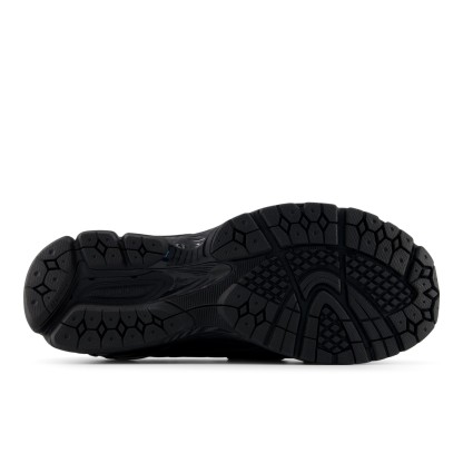 1906L – BLACK with ANGORA