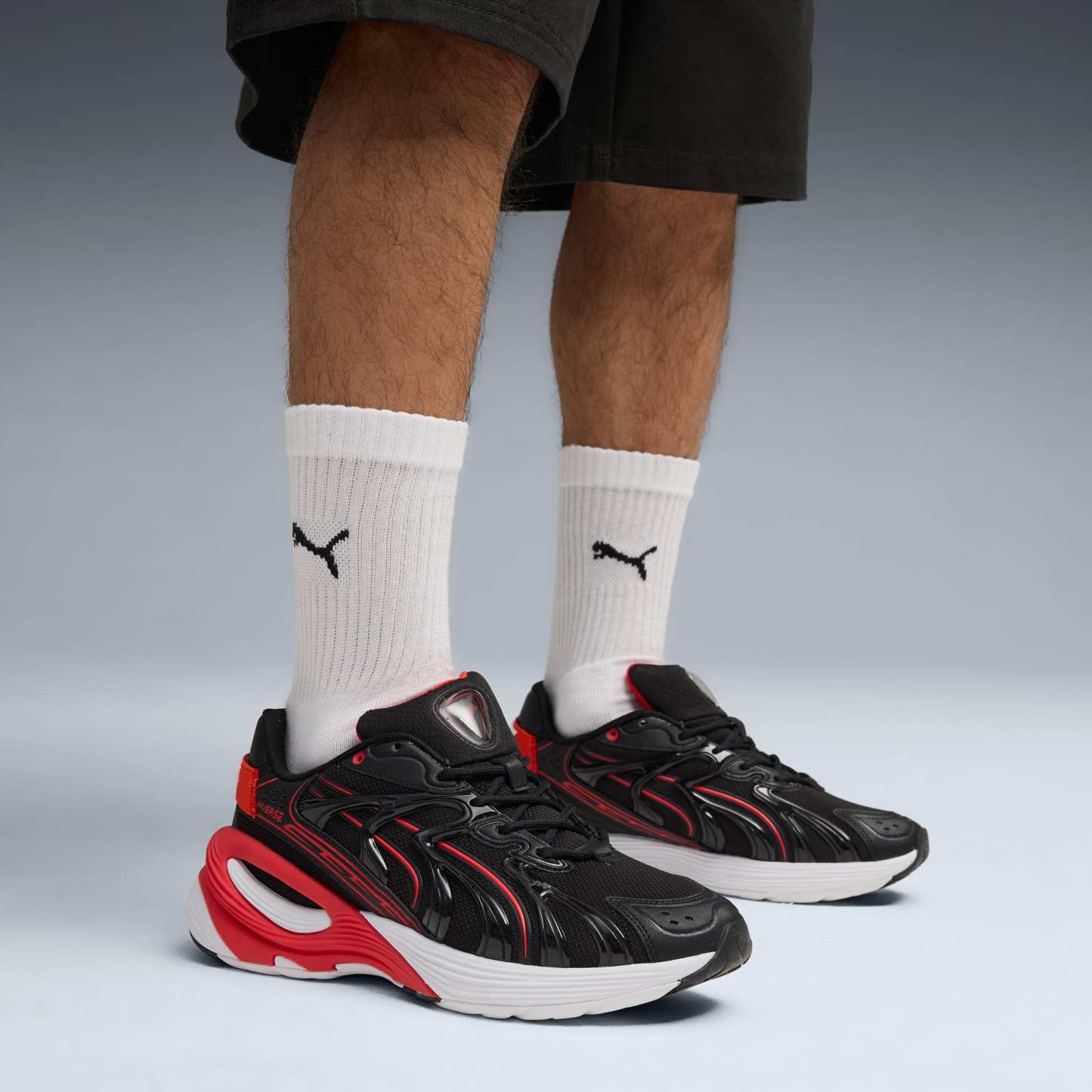 F1® Inverse Sneakers Unisex – PUMA Black-Pop Red