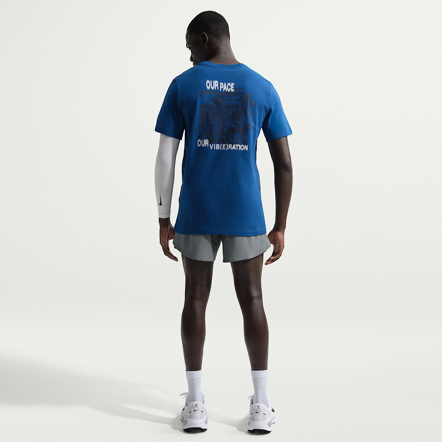 Nike Stride Men's Dri-FIT 18cm (approx.) Briefs-Lined Running Shorts – Smoke Grey