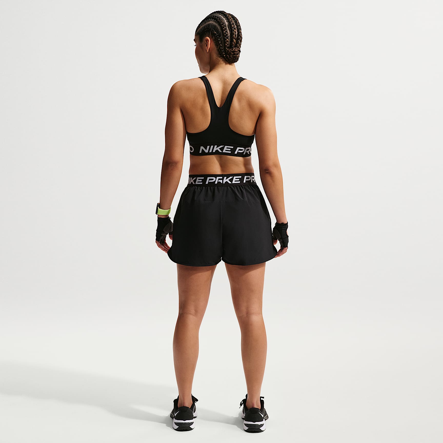 Nike Pro Women's 2-in-1 Shorts – Black/White
