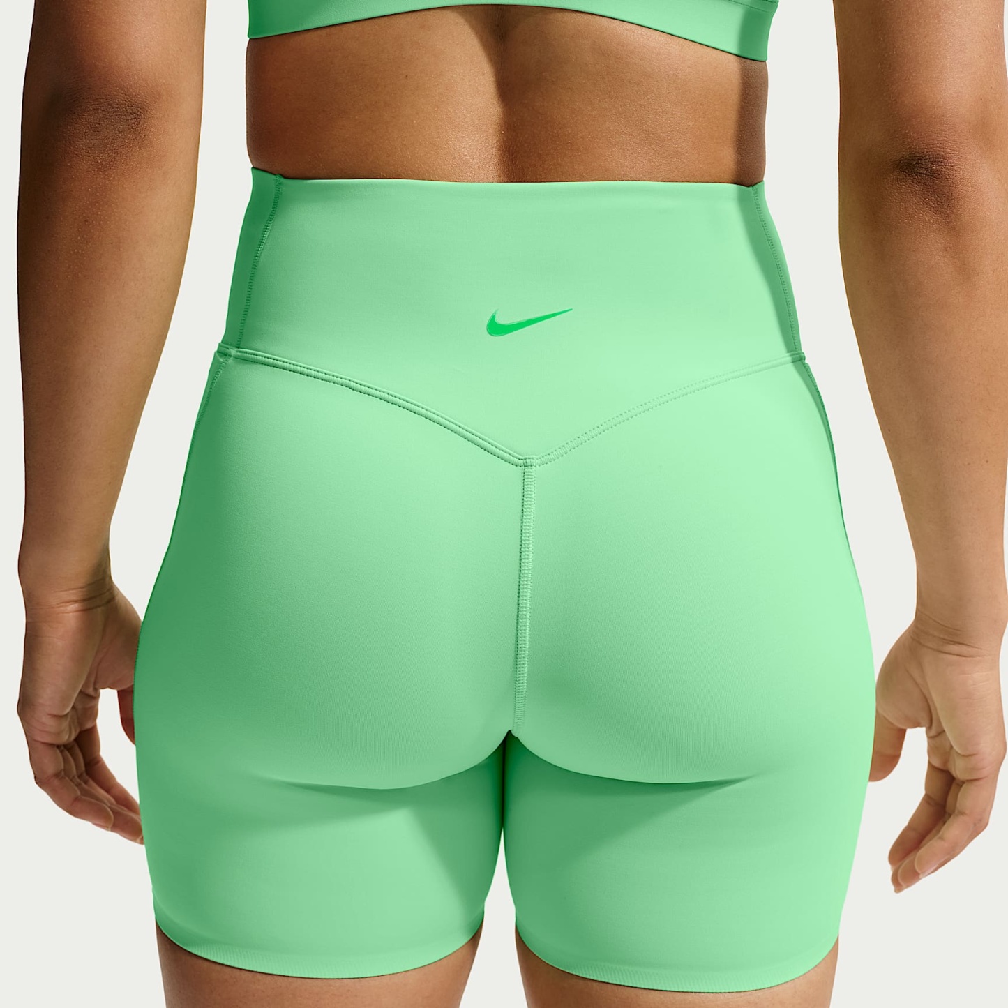 Nike Universa Women's High-Waisted 12.5cm (approx.) Biker Shorts with No Front Seam – Illusion Green/Light Green Spark/Green Spark