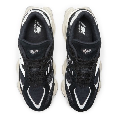9060 – BLACK with BLACKTOP and White