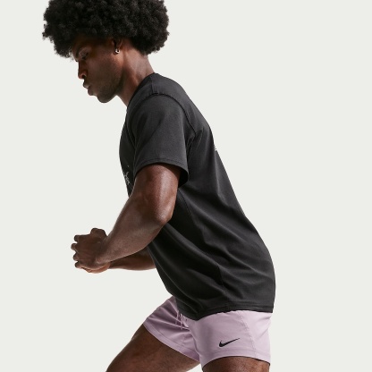 Nike Form Men's Dri-FIT 18cm (approx.) Unlined Versatile Shorts – Light Violet Ore/Black