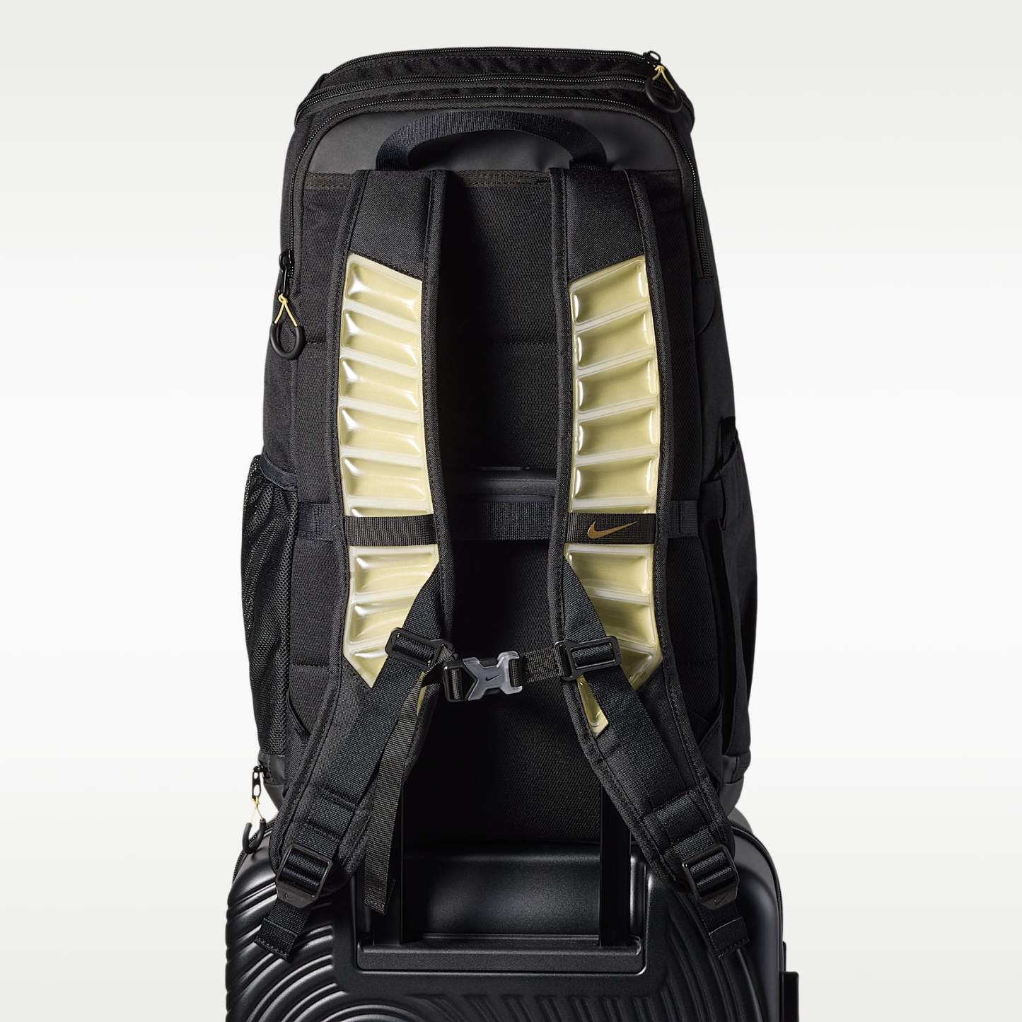 Nike Varsity Elite Backpack (32L) – Black/Black/Metallic Gold